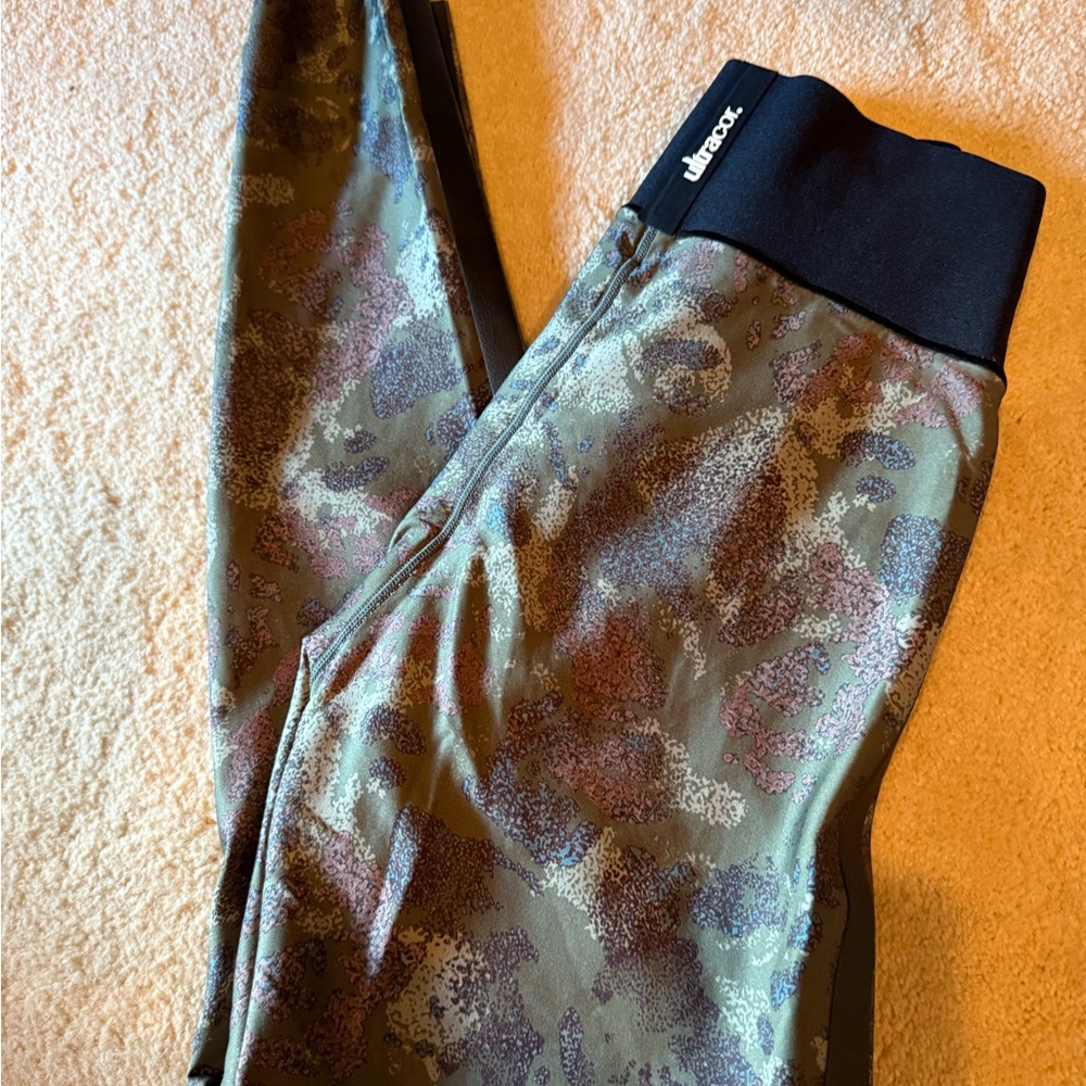 Full length size small Ultracor pants